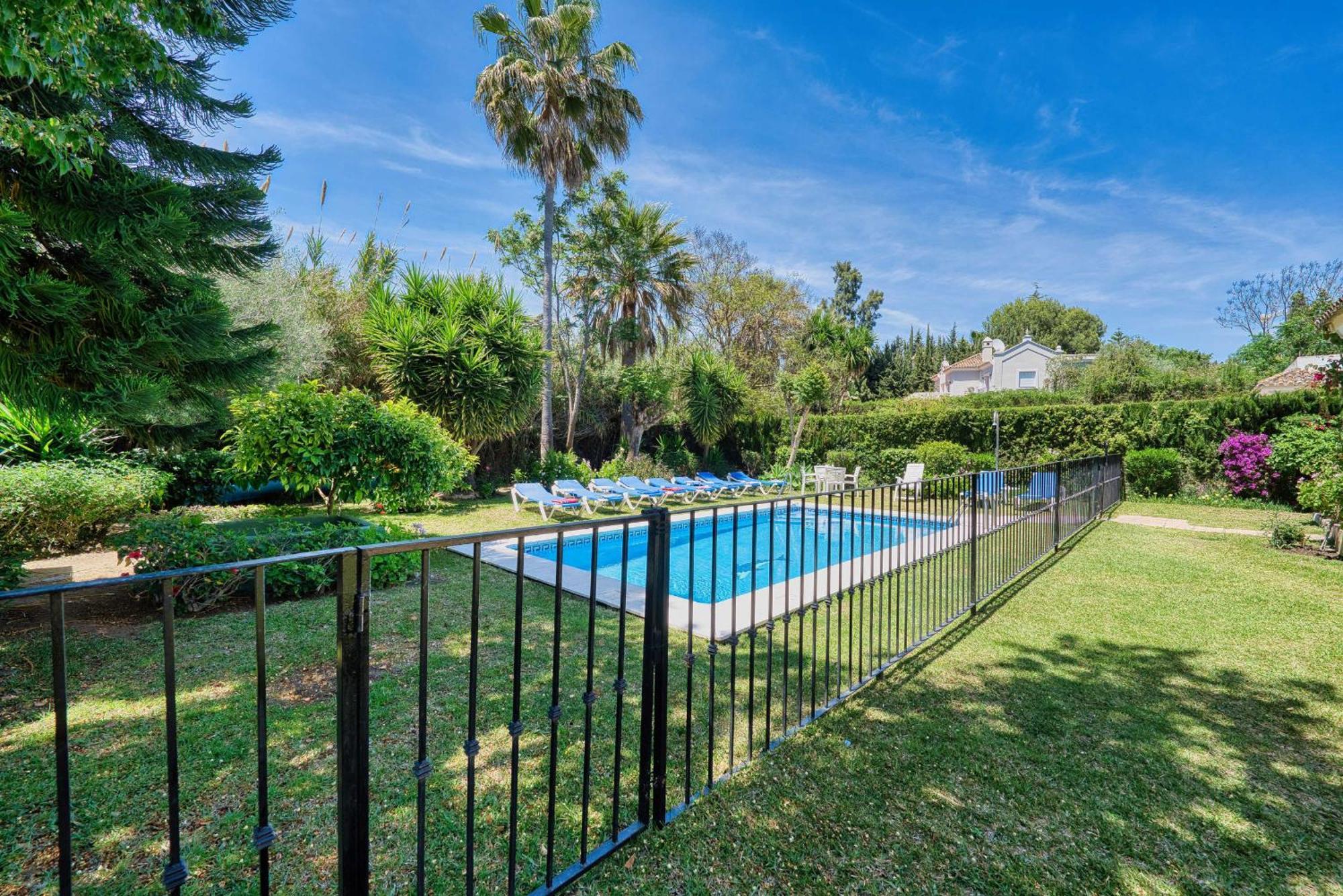 1106 Marbella Large Family Villa Эстепона Экстерьер фото